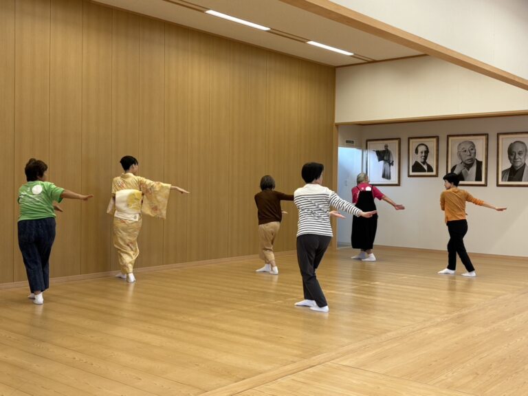 line_oa_chat_251024_171002_group_2